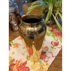 VTG Solid polished brass vase 10 inch high India 5841 Home Decore